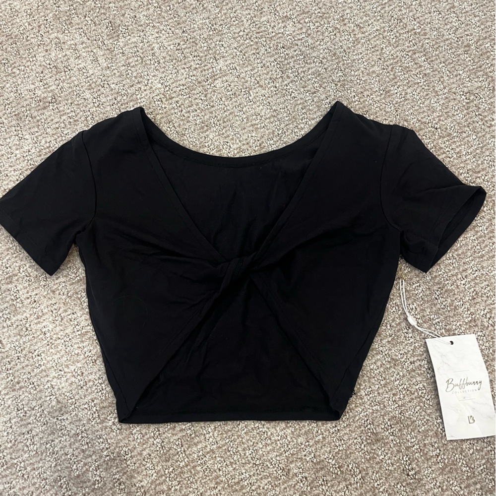 BuffBunny Butter Twist Crop. Size Medium. NWT.